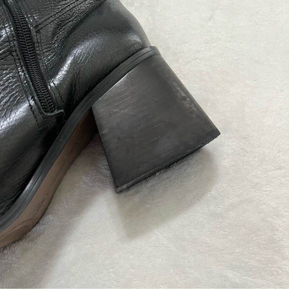 Vince Camuto Sangeti Boots 10W XC | Black Leather Wide Calf Knee High Block Heel - Picture 6 of 15